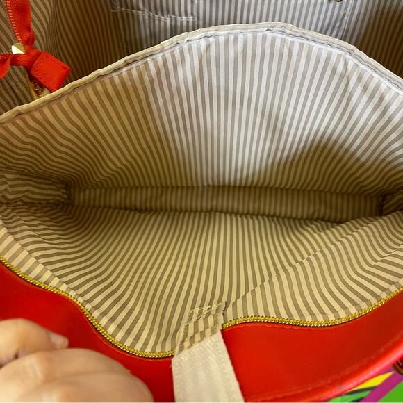Jessica Simpson, Red Tote Bag Padded Laptop Compartment. PVC. Excellent cond! - Picture 7 of 10